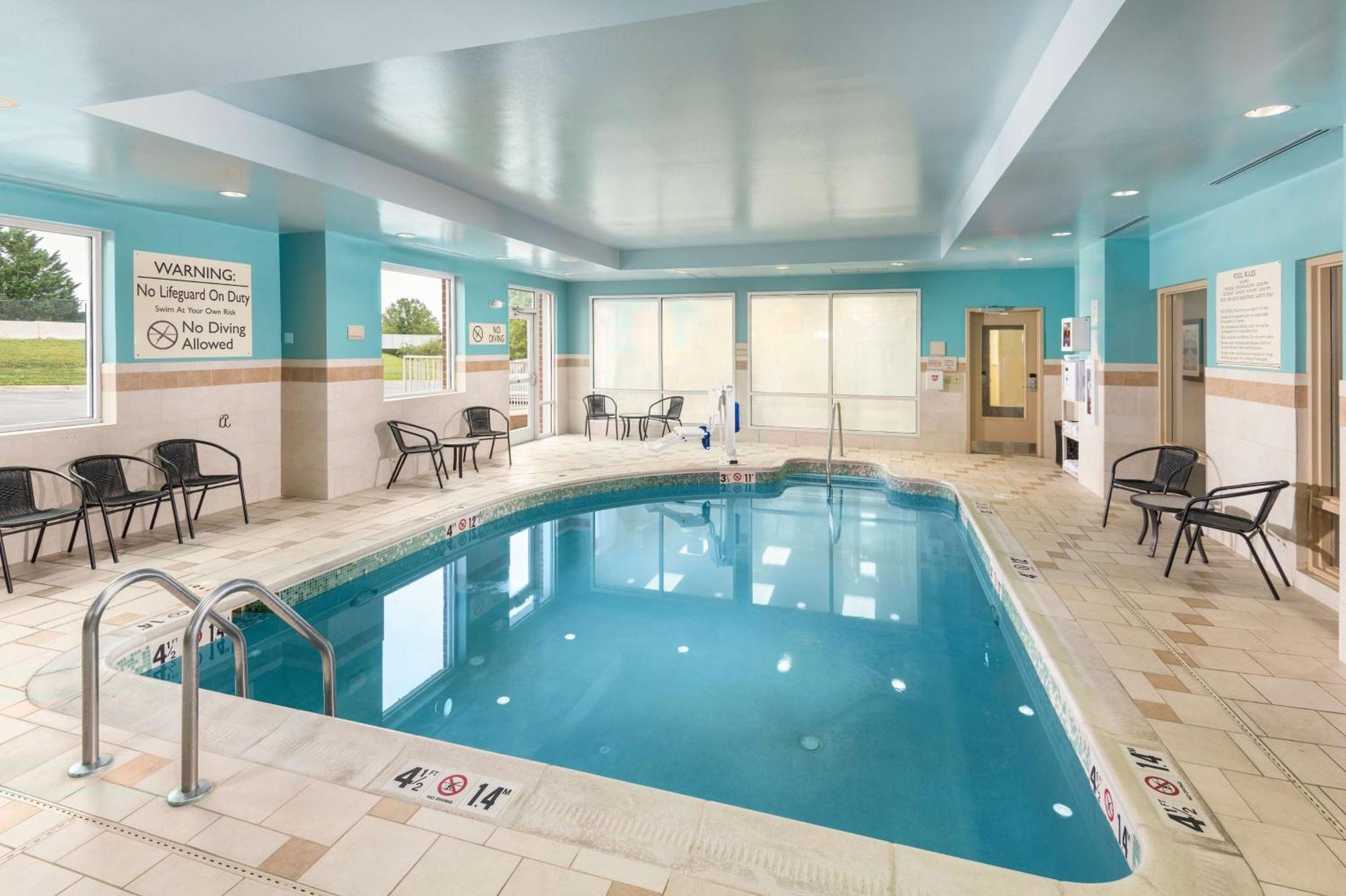 Hilton Garden Inn Silver Spring White Oak Kültér fotó