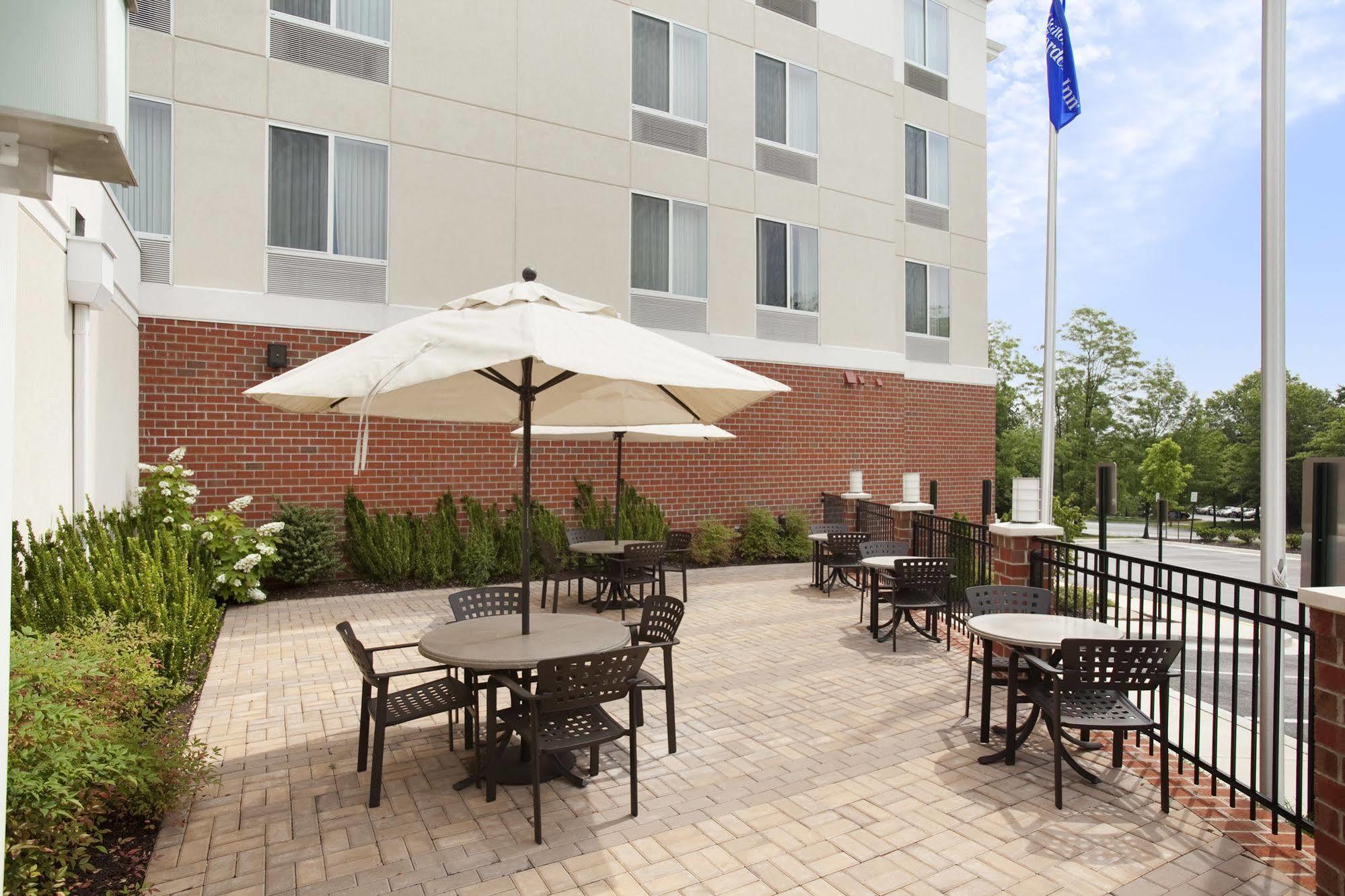 Hilton Garden Inn Silver Spring White Oak Kültér fotó